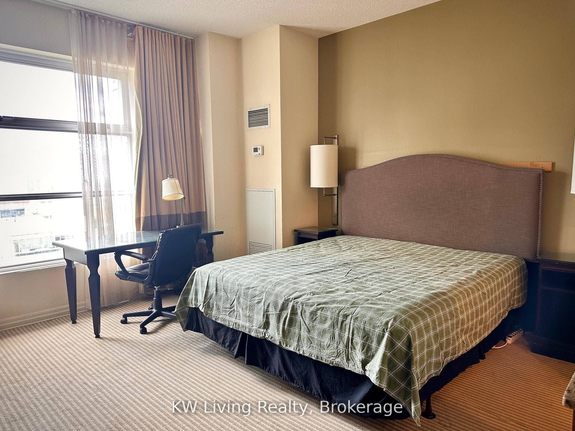 1 King Street Unit 2408 photo 12