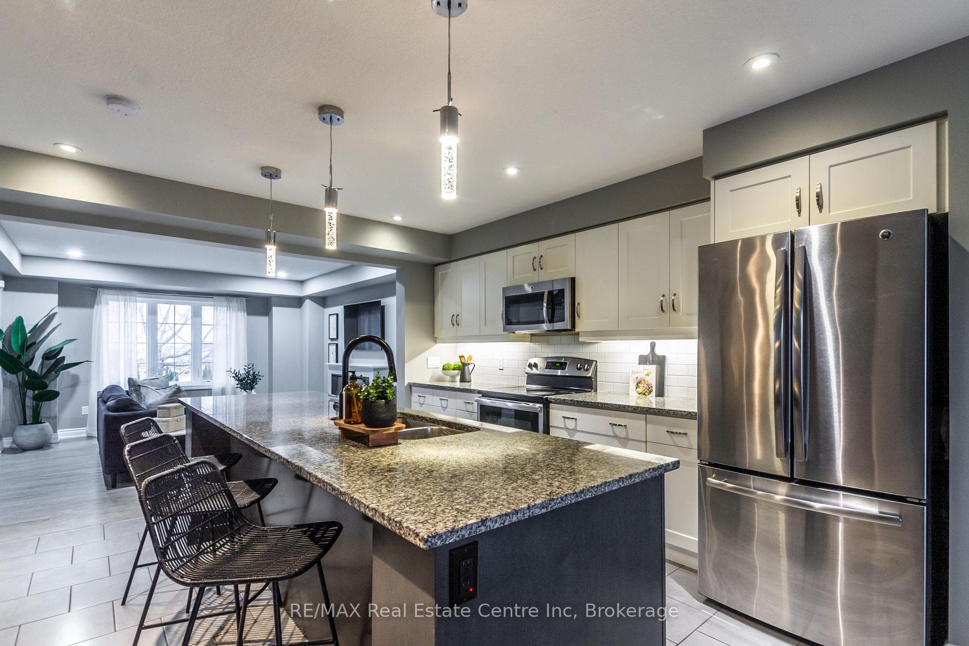 25 Jeffrey Drive photo 18