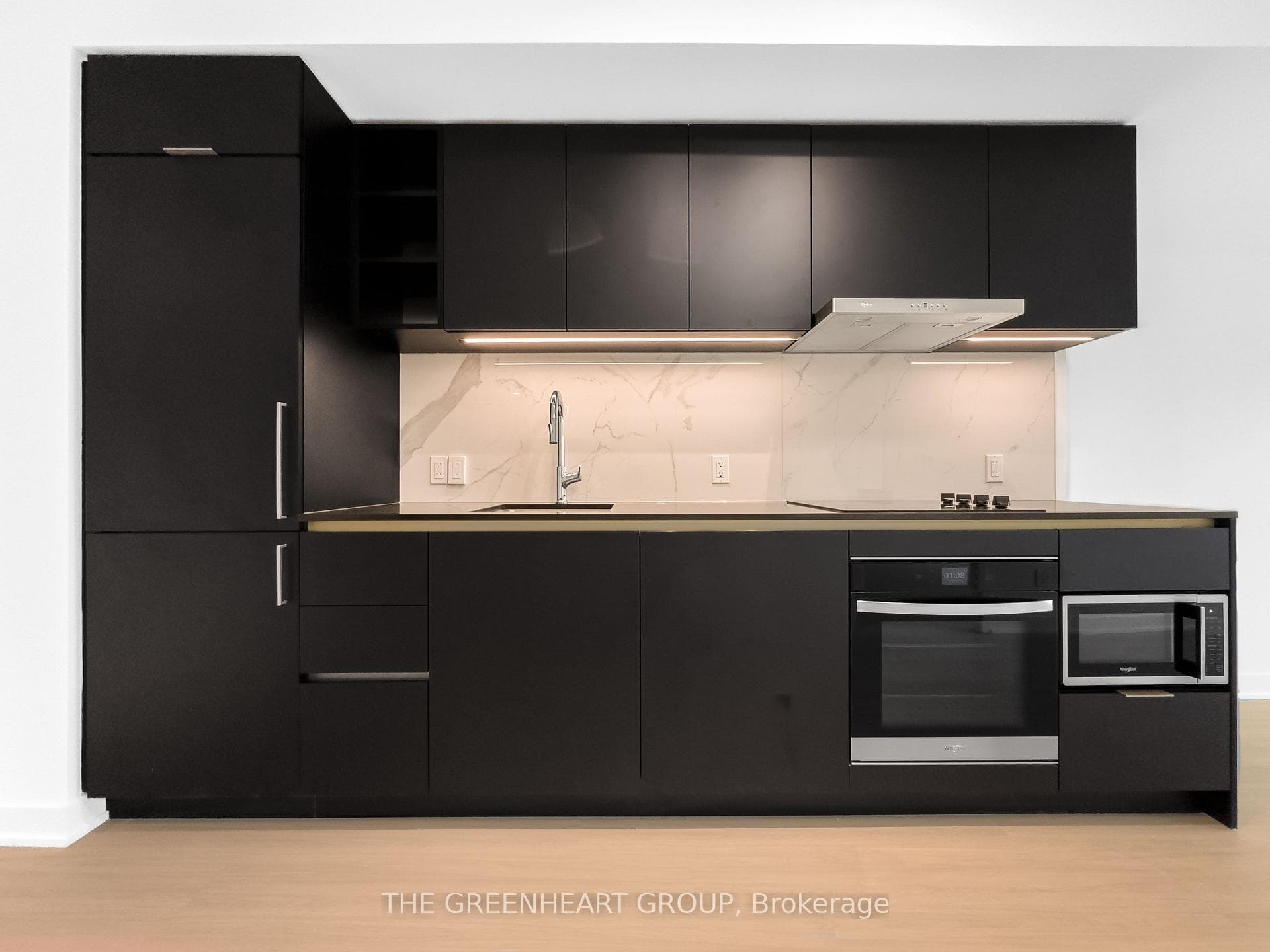 8 Wellesley Street Unit 3802 photo 3