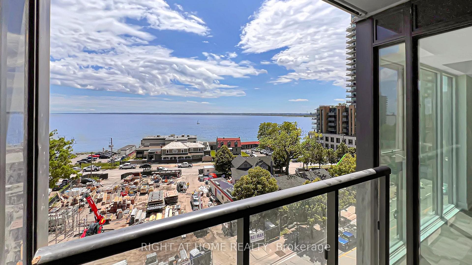 370 Martha Street Unit 606 photo 1