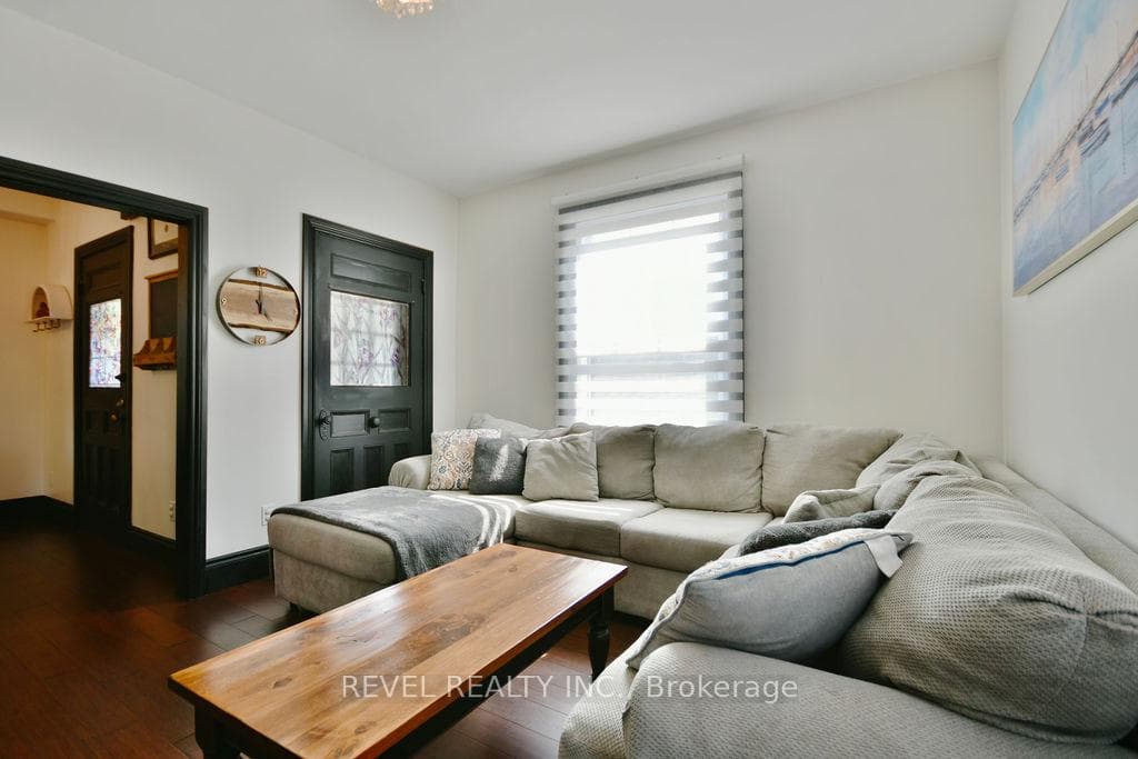107 BURTON Avenue photo 6