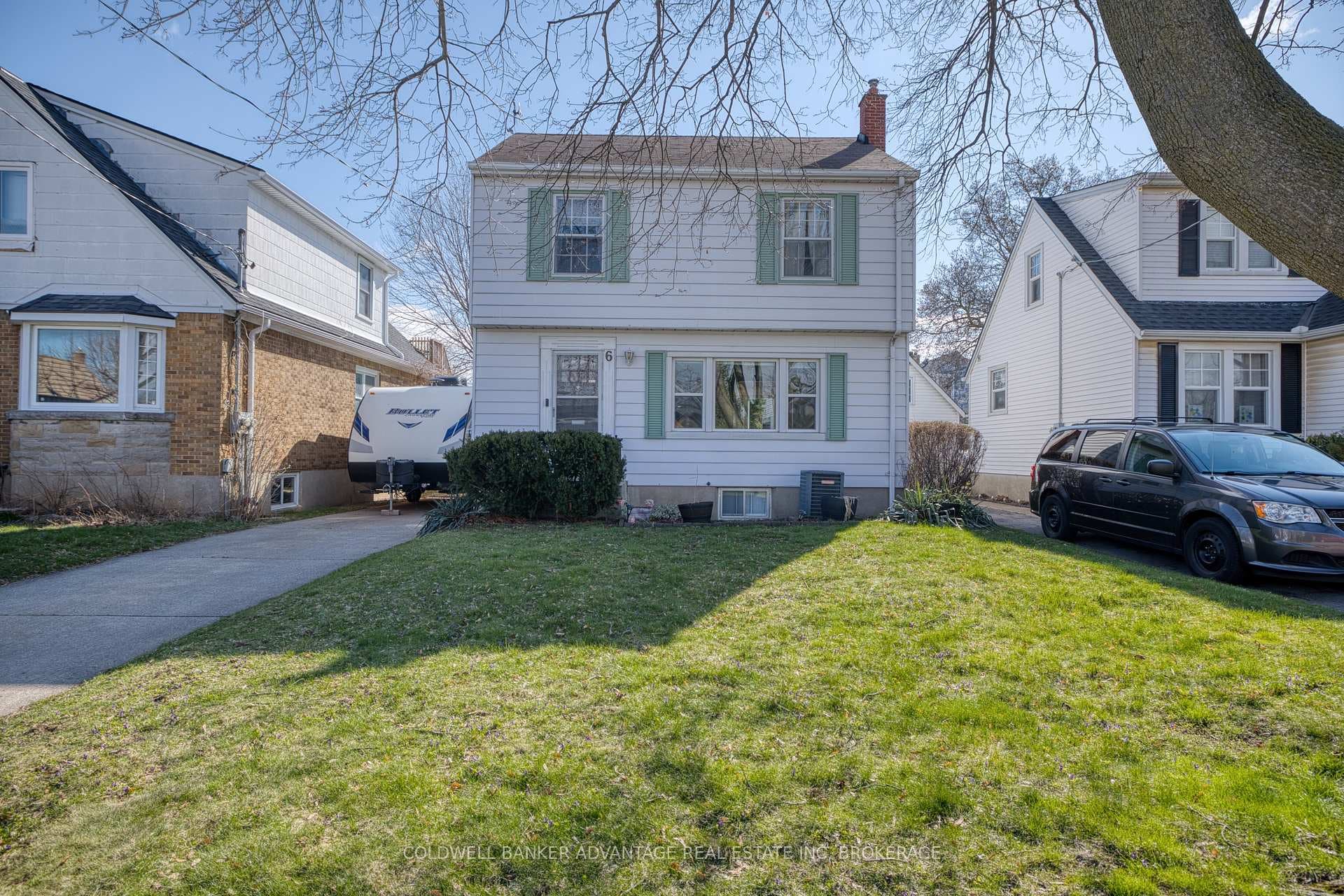 6 BRUCE Street photo 1
