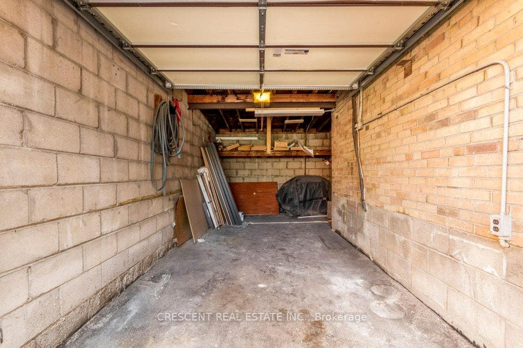 51 Black Creek Boulevard Unit Upper photo 30