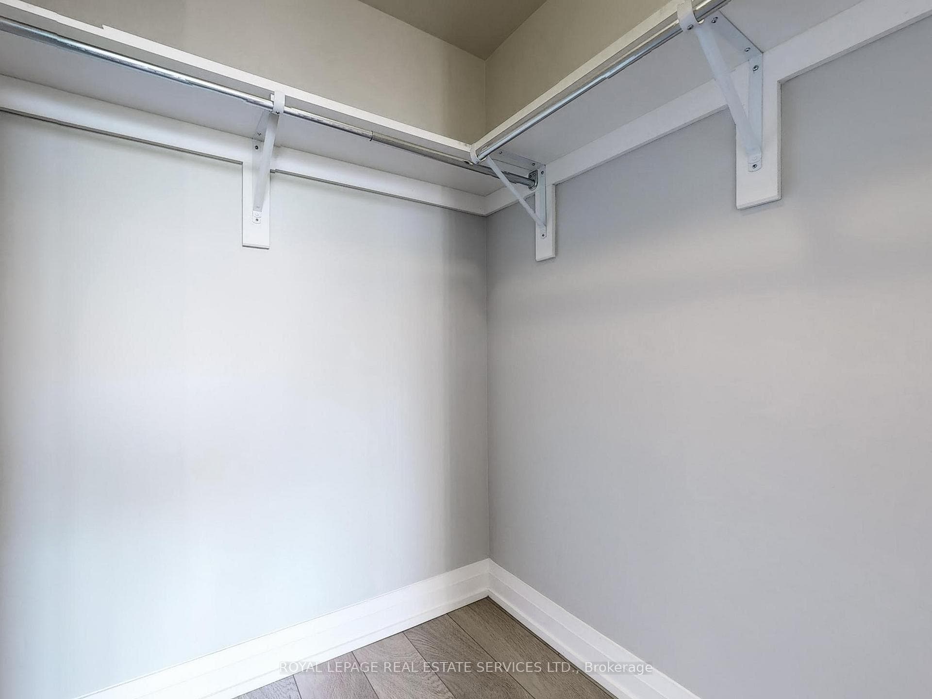 75 North Park Road Unit 212 photo 13