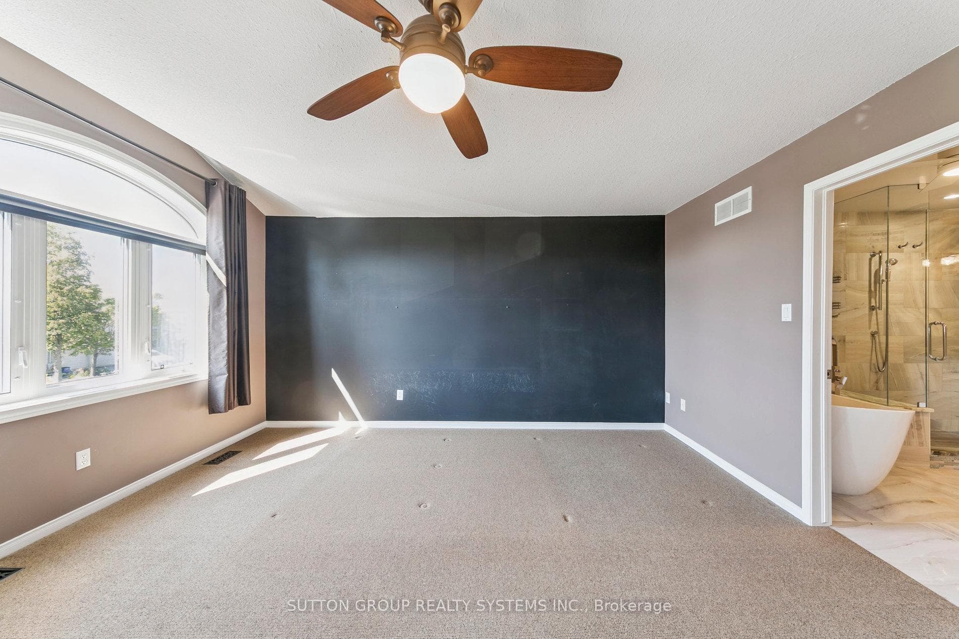57 Foxborough Drive photo 36