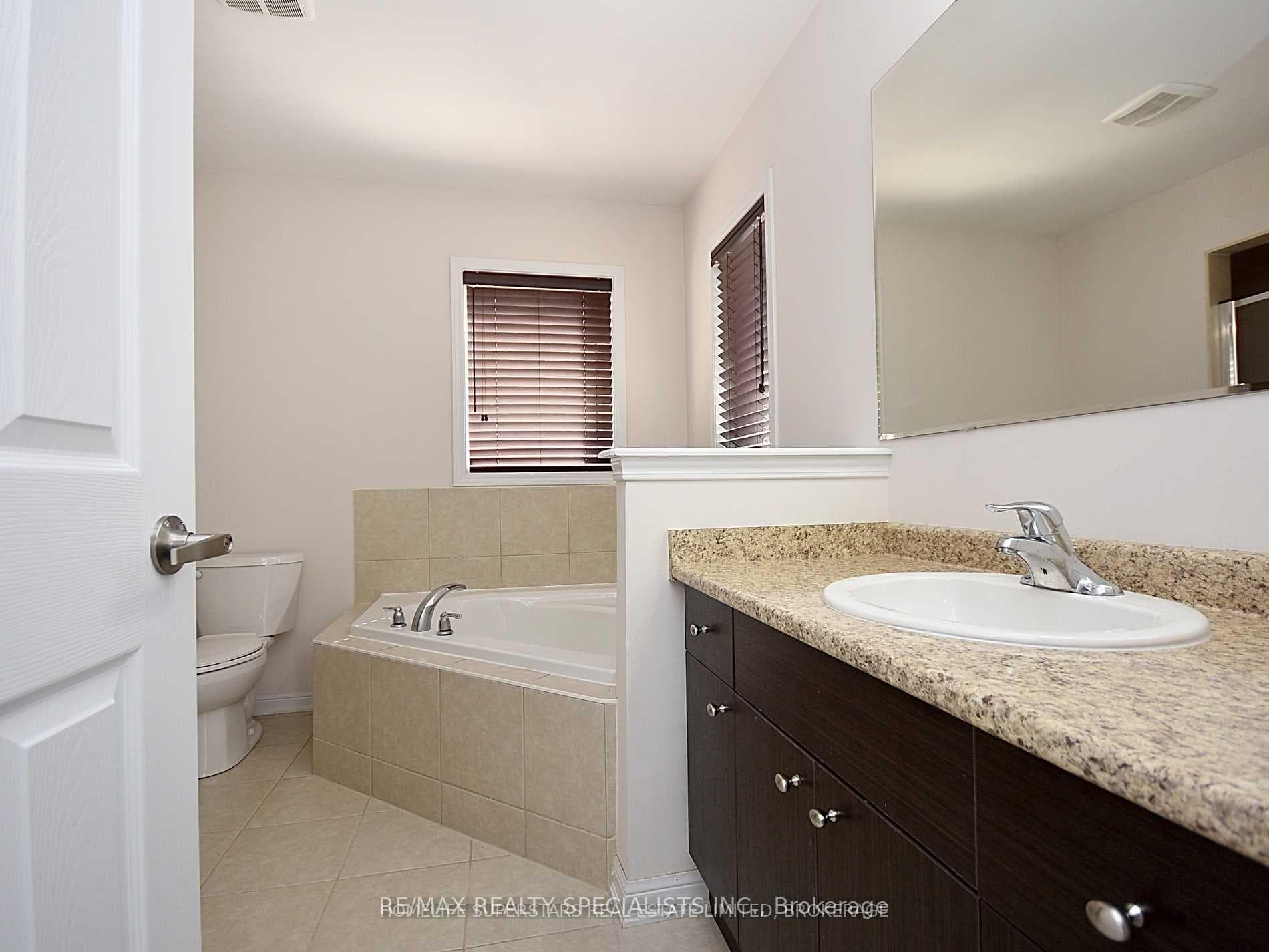 94 Robert Parkinson Drive photo 12