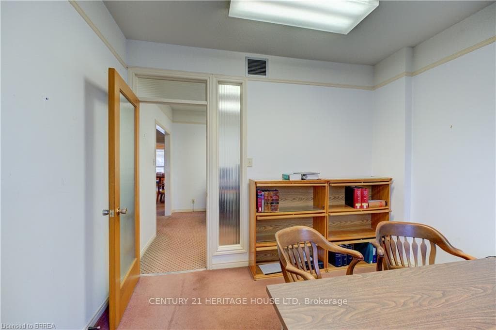 75 Chatham Street photo 28