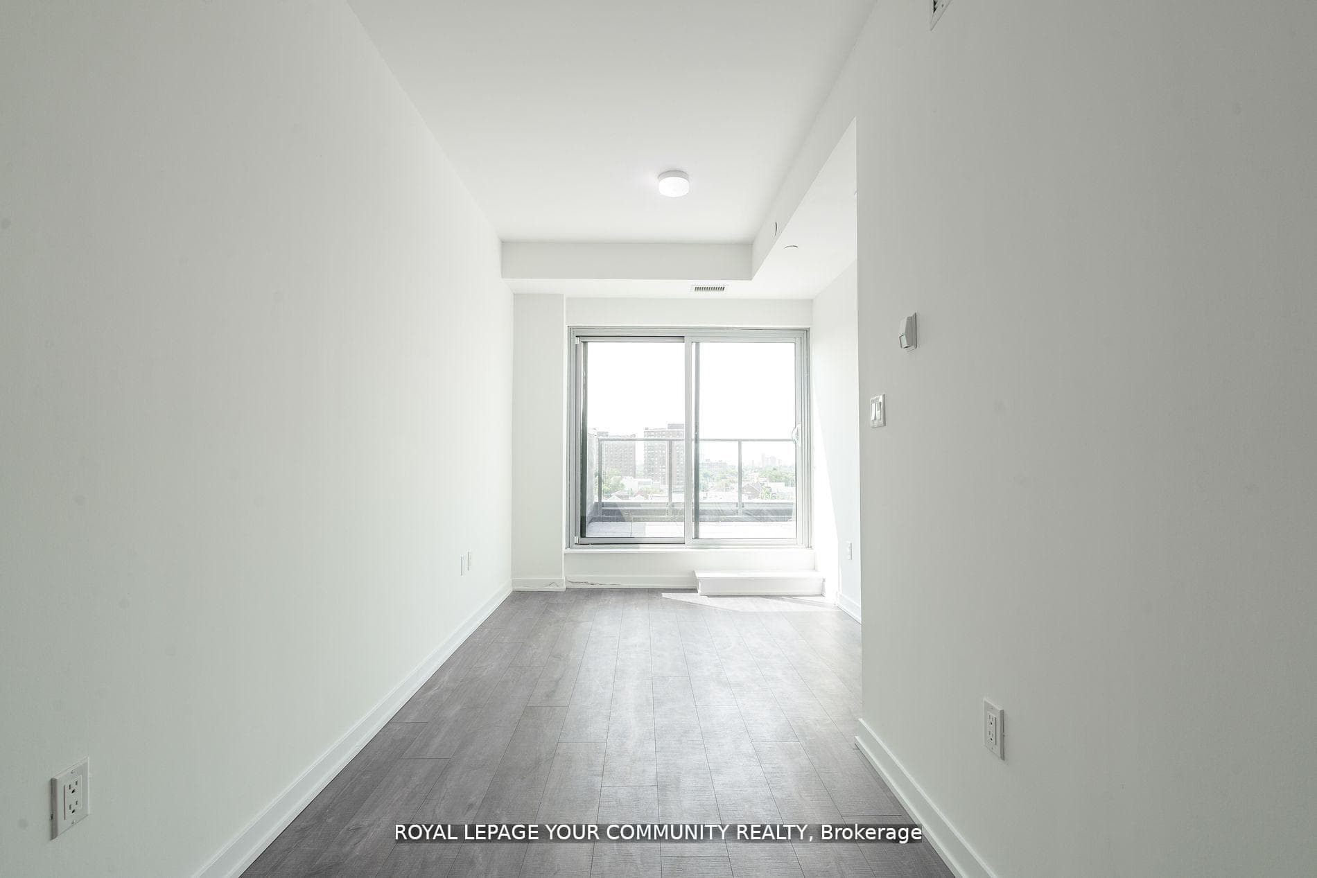 2433 Dufferin Street Unit 803 photo 7