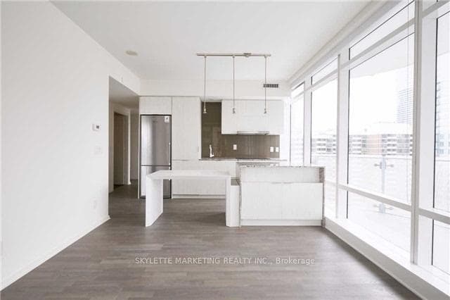 1 Bloor Street Unit 3710 photo 1