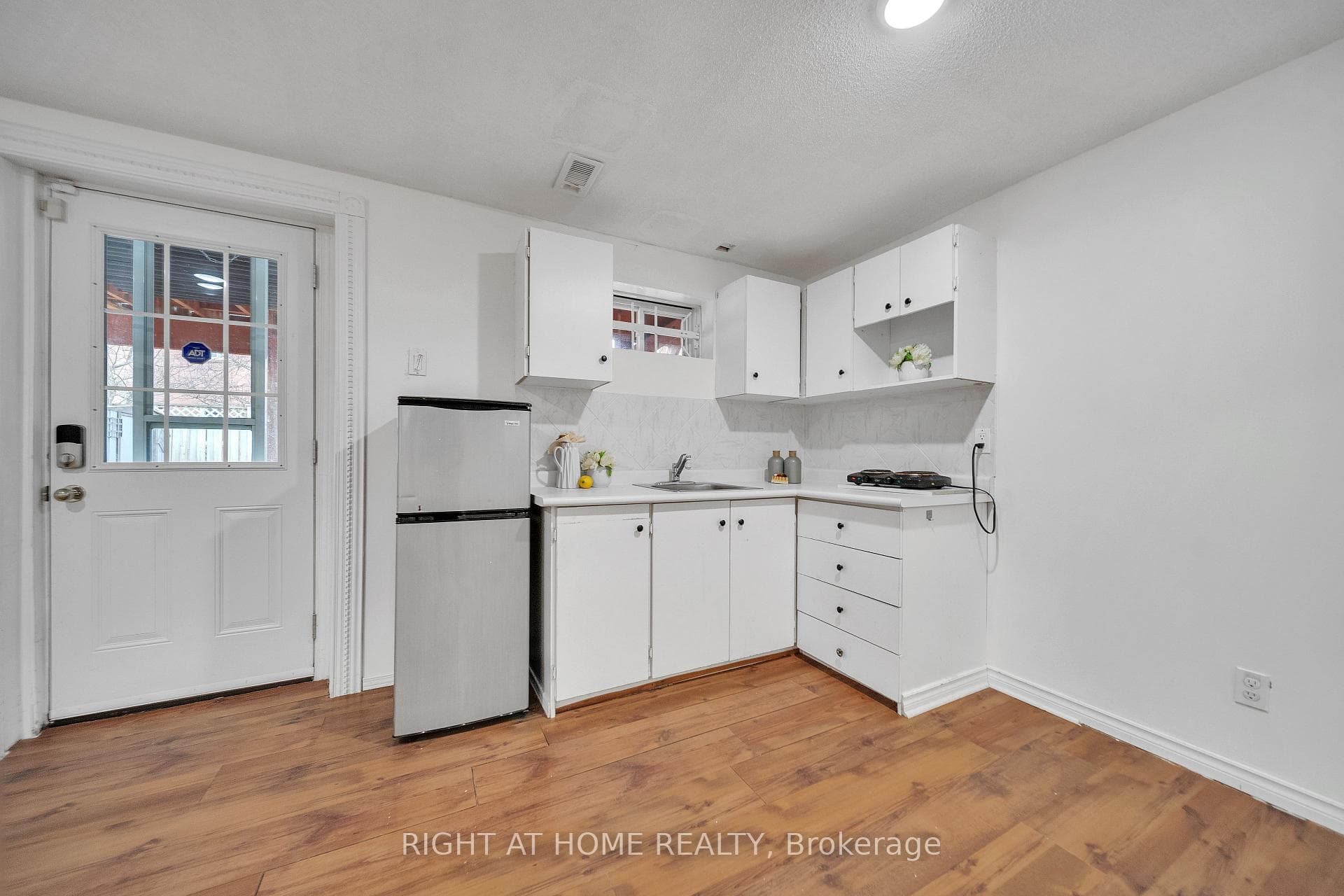 16 Sullivan Drive photo 45