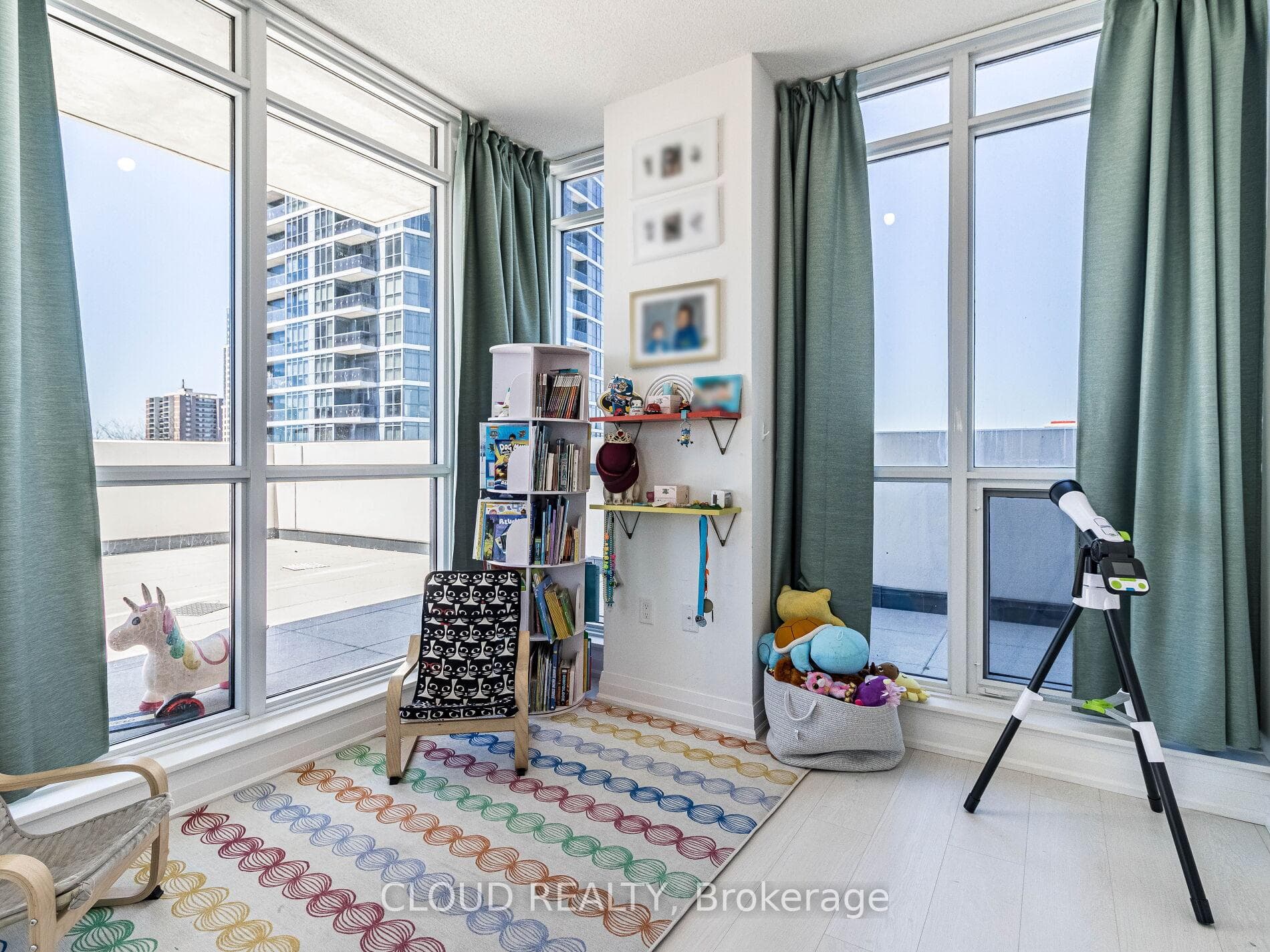 26 Gibbs Road Unit 732 photo 20
