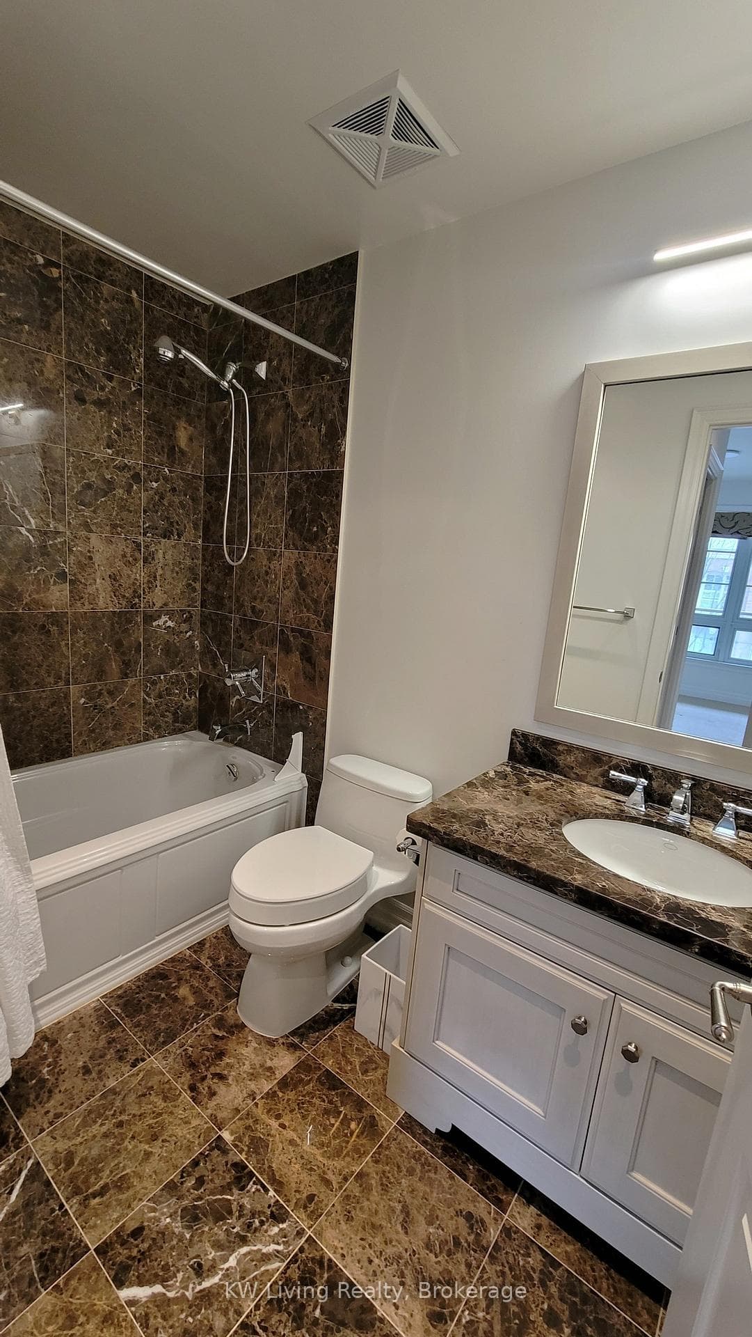 21 Burkebrook Place Unit 338 photo 6