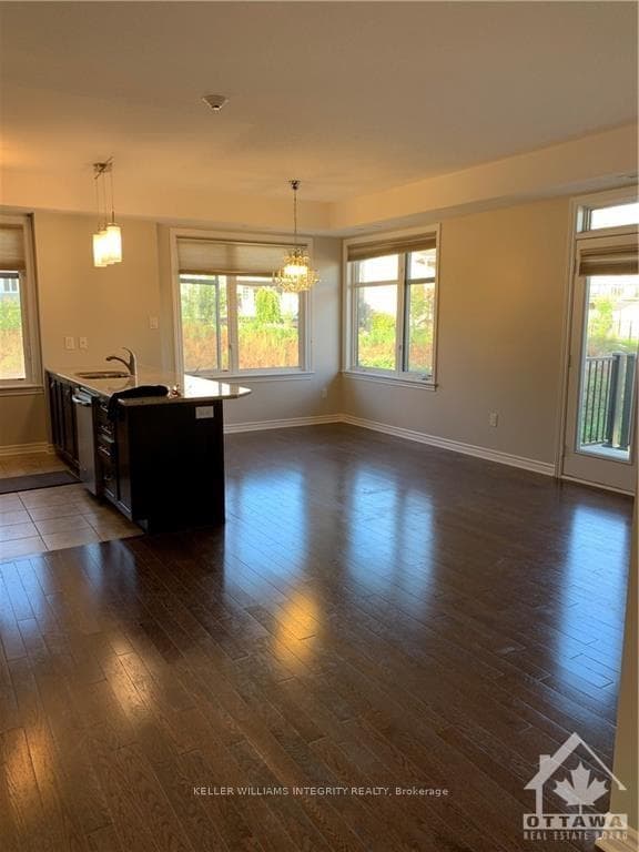170 GUELPH Unit 303 photo 3