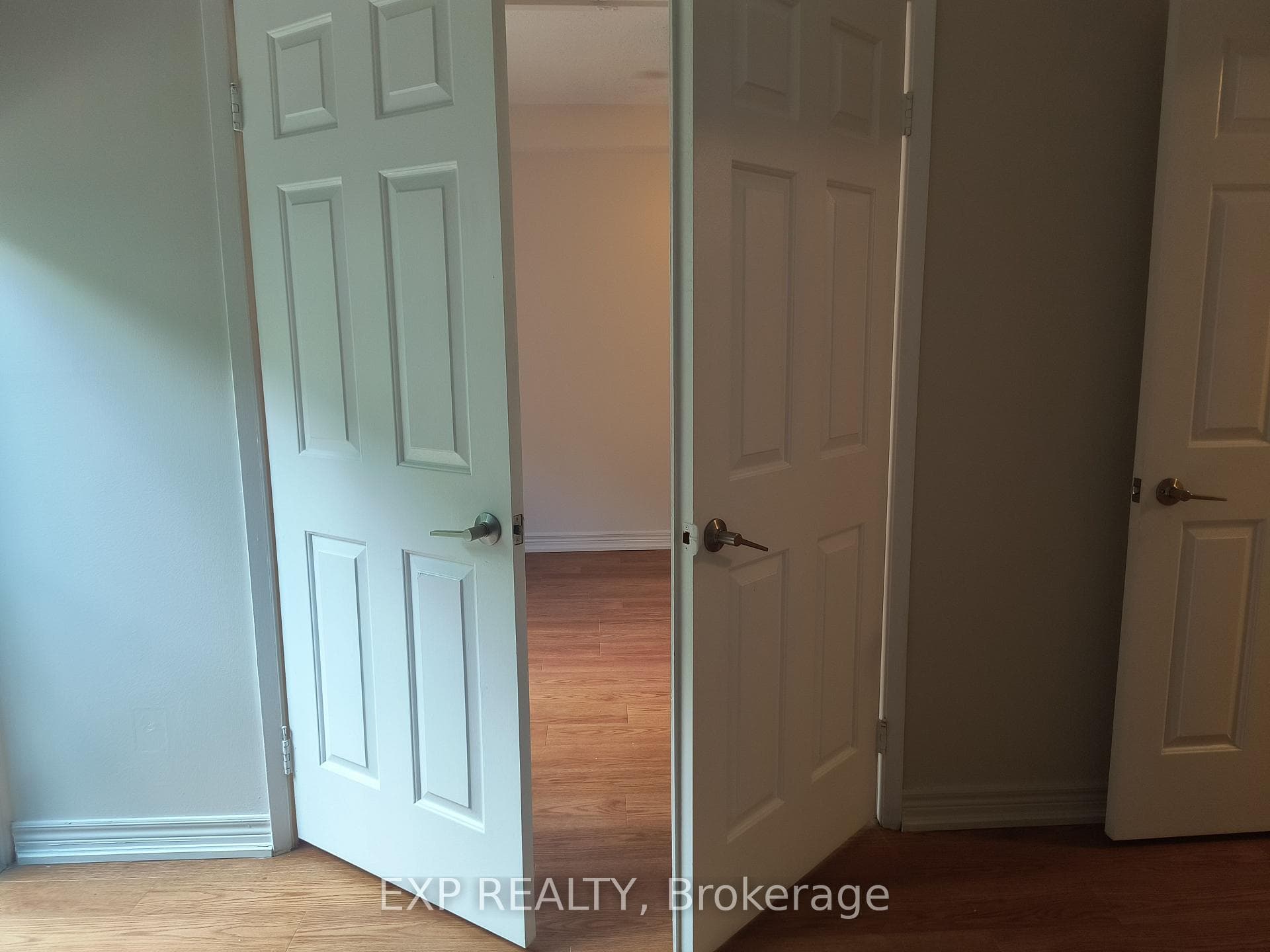 1310 Richmond Road Unit 004 photo 11