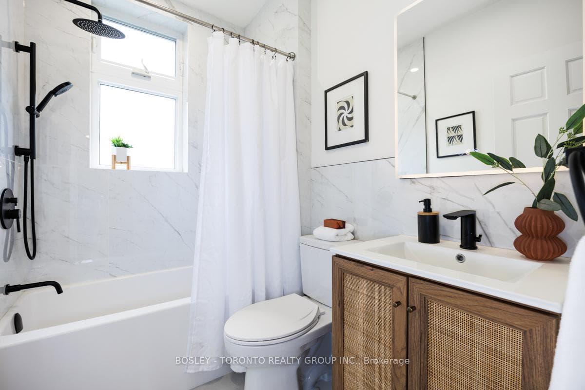 84 Geoffrey Street photo 26