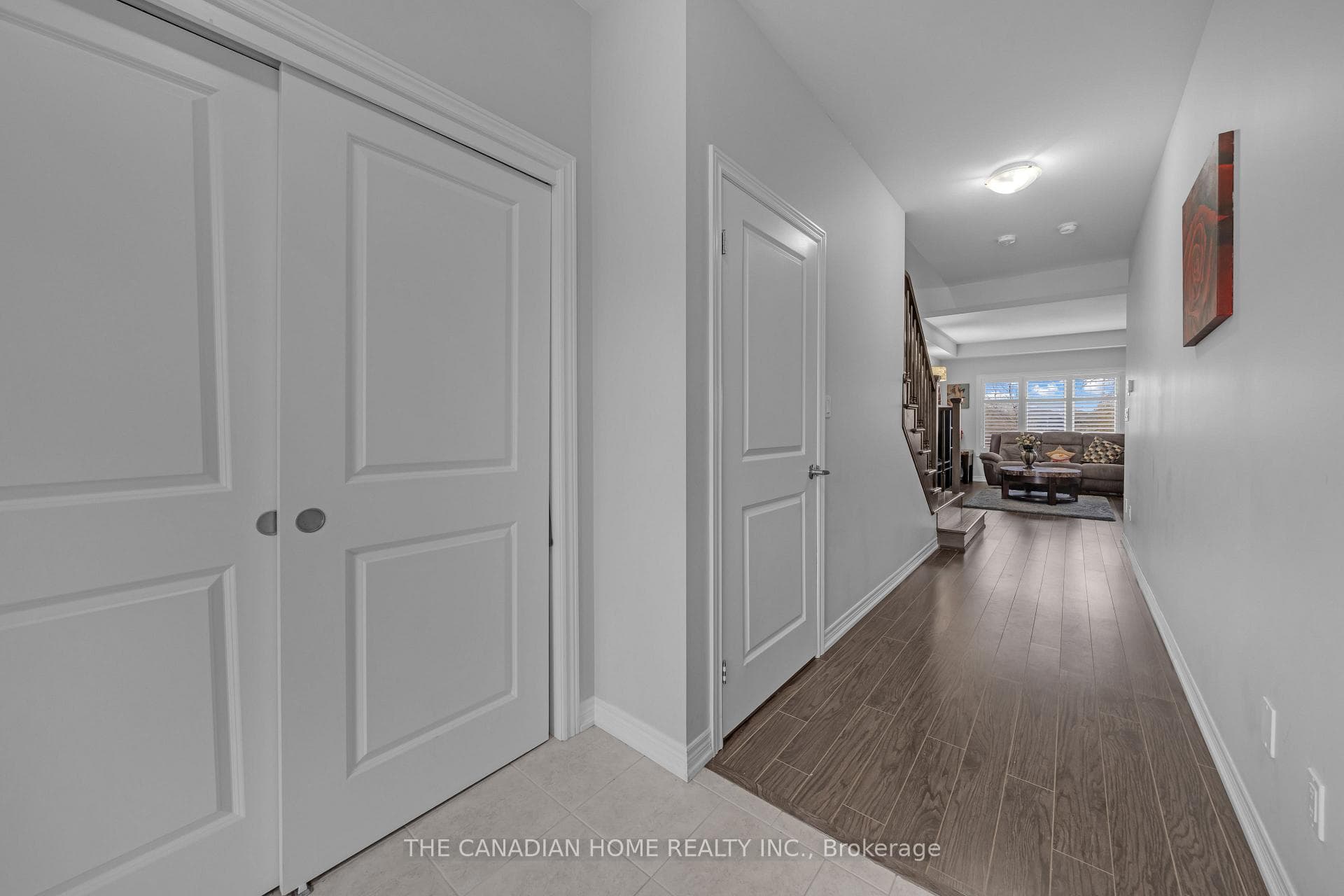 83 Monarch Street photo 28