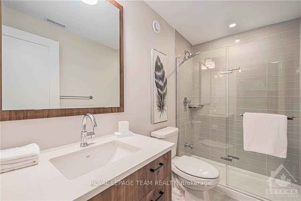 108 BONNE RENOMMEE Avenue photo 27