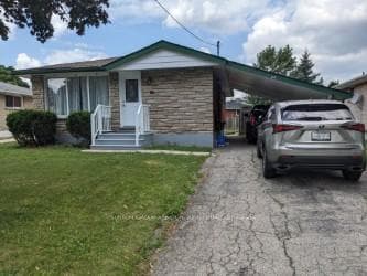84 Lilacside Drive photo 2