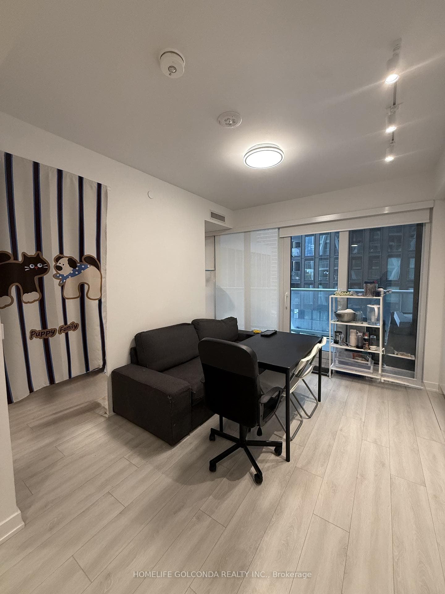 230 Simcoe Street Unit 1536 photo 4