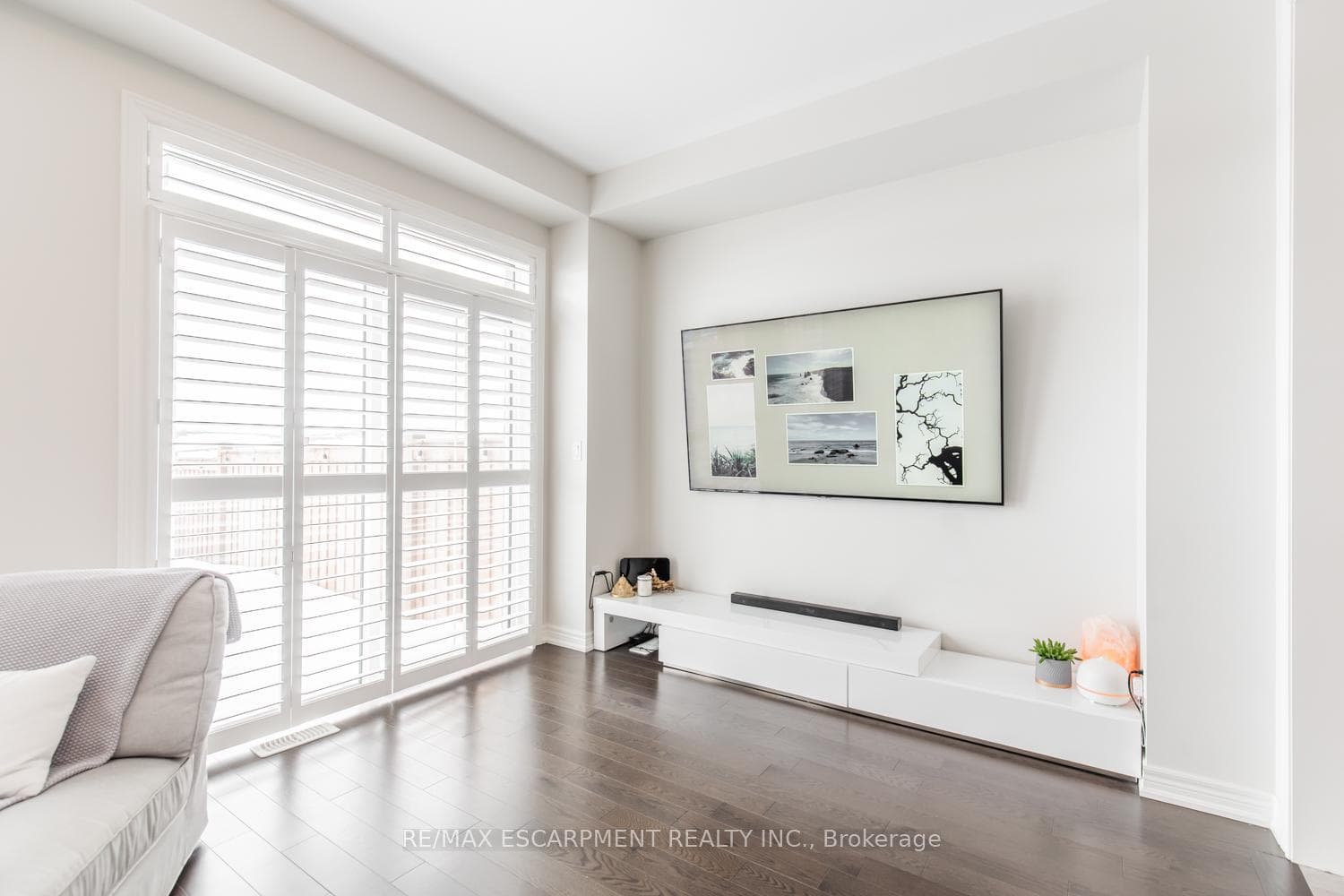 11 Bayonne Drive photo 12