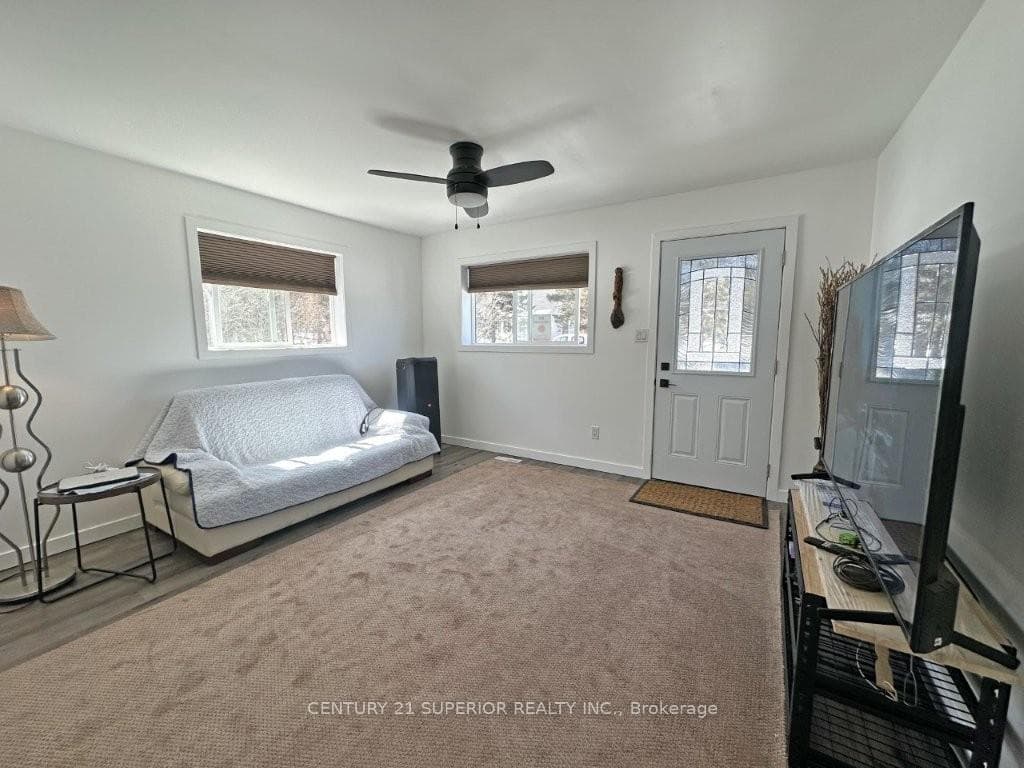 4040 Alice Ave photo 11