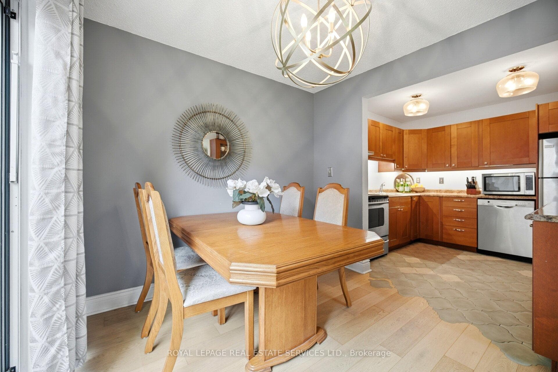 649 Francis Road Unit 3 photo 14