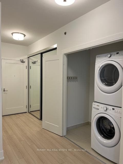 310 Tweedsmuir Avenue Unit 204 photo 6