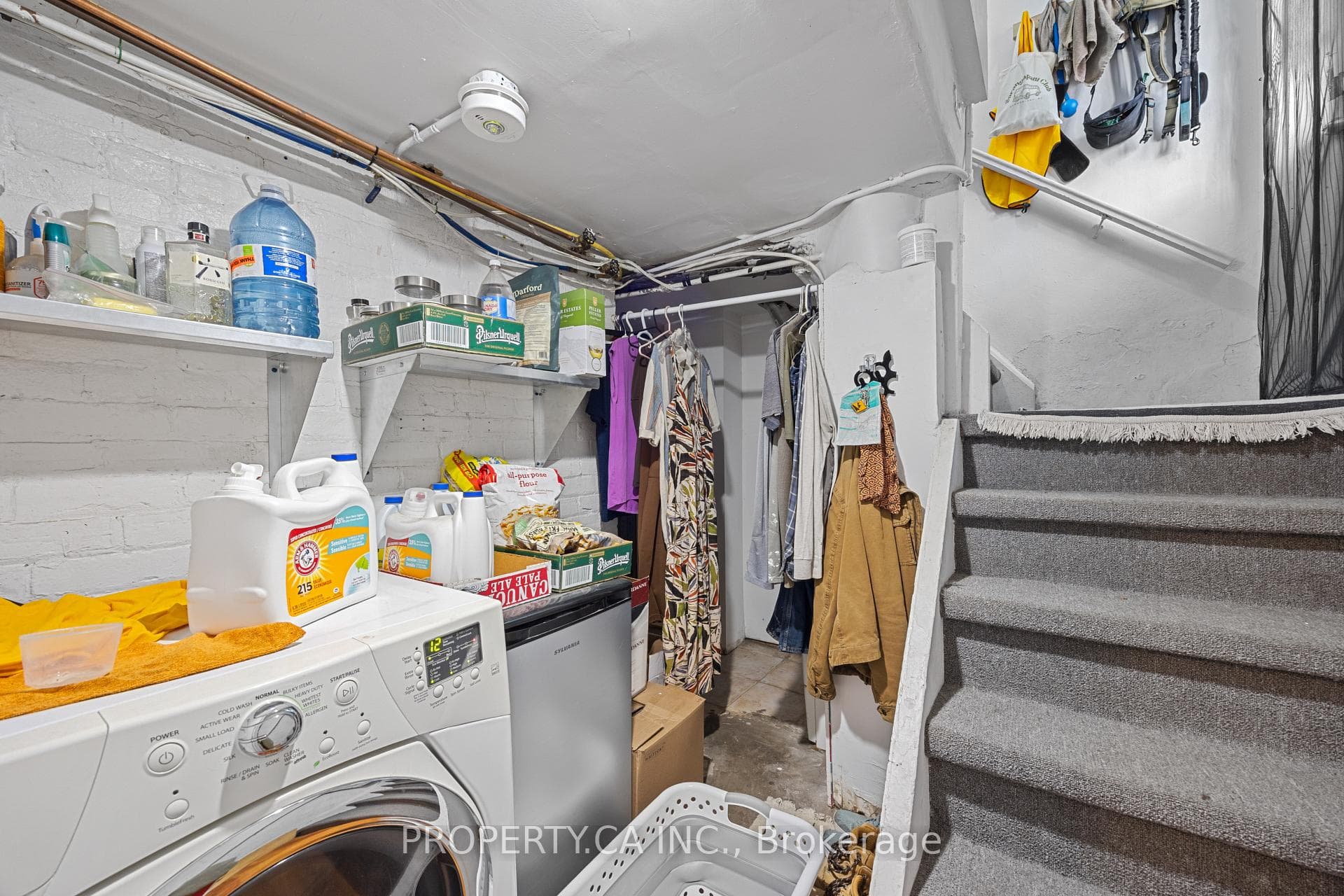 396 Roxton Road photo 13