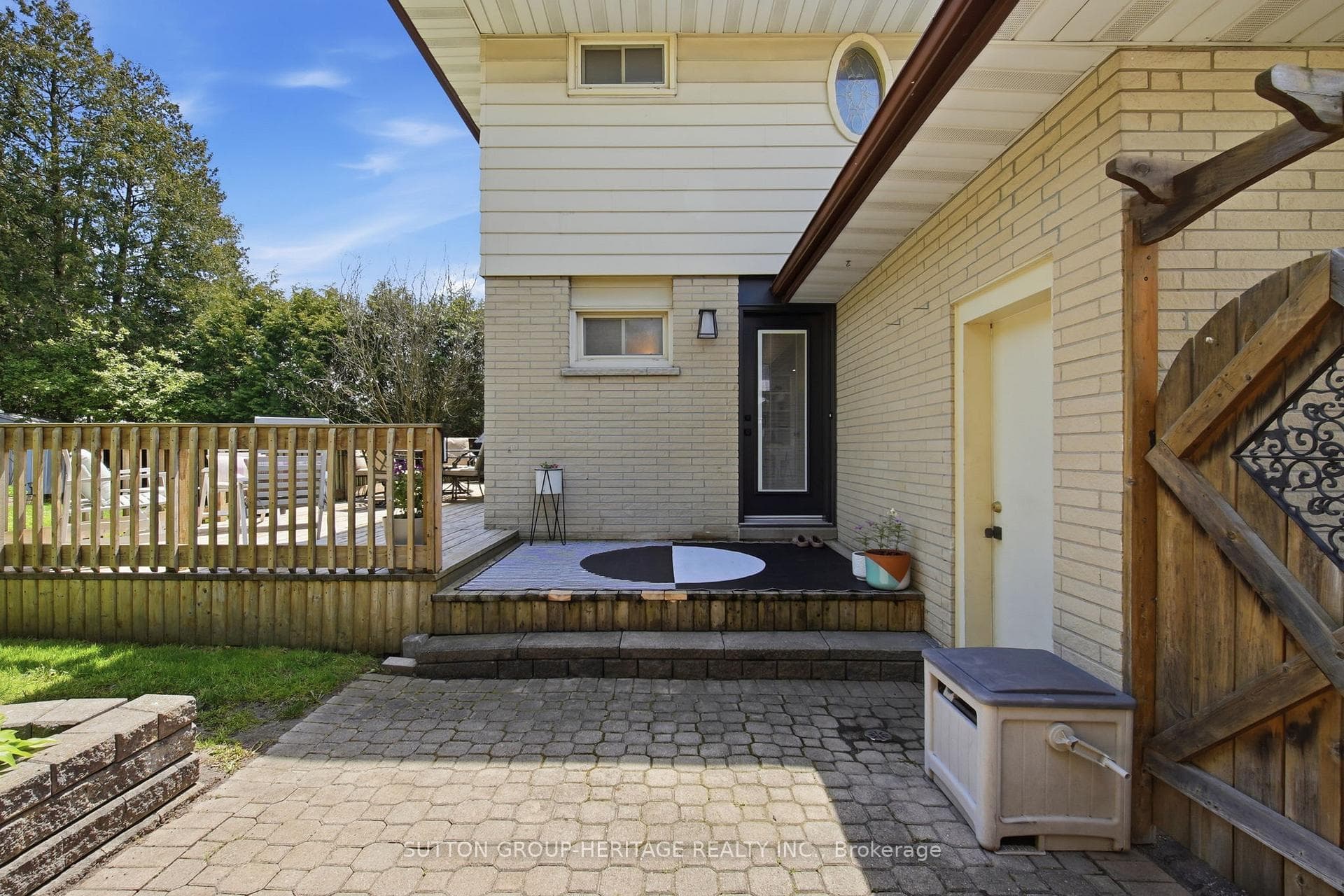 163 Keewatin Street photo 36