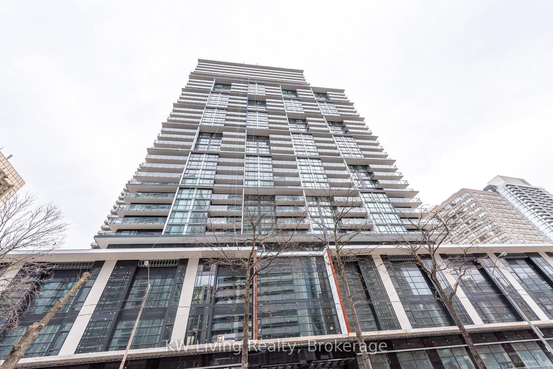 4955 Yonge Street Unit 1717 photo 1