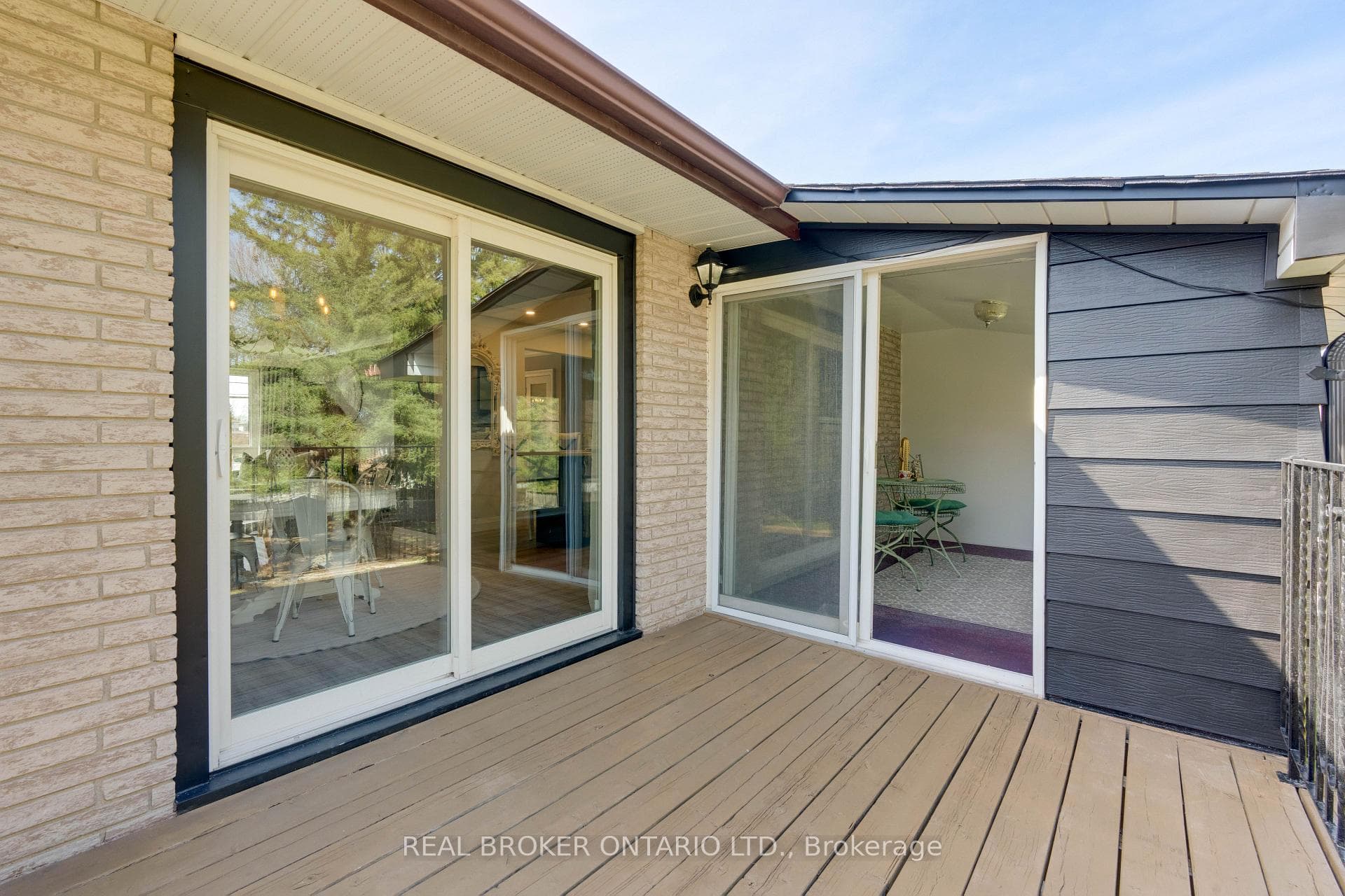 129 Bayview Drive photo 9