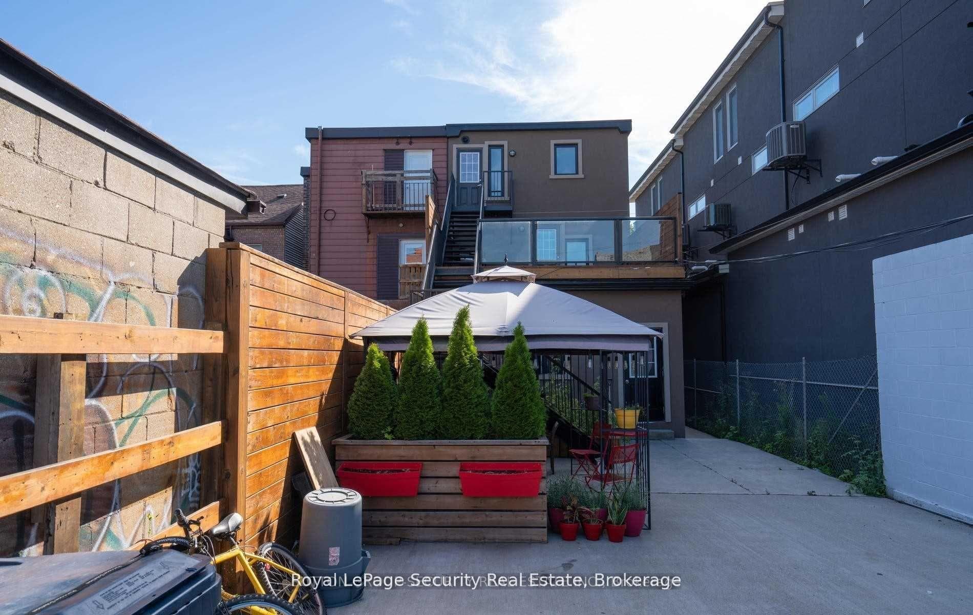 62 Lippincott Street Unit 4 photo 5