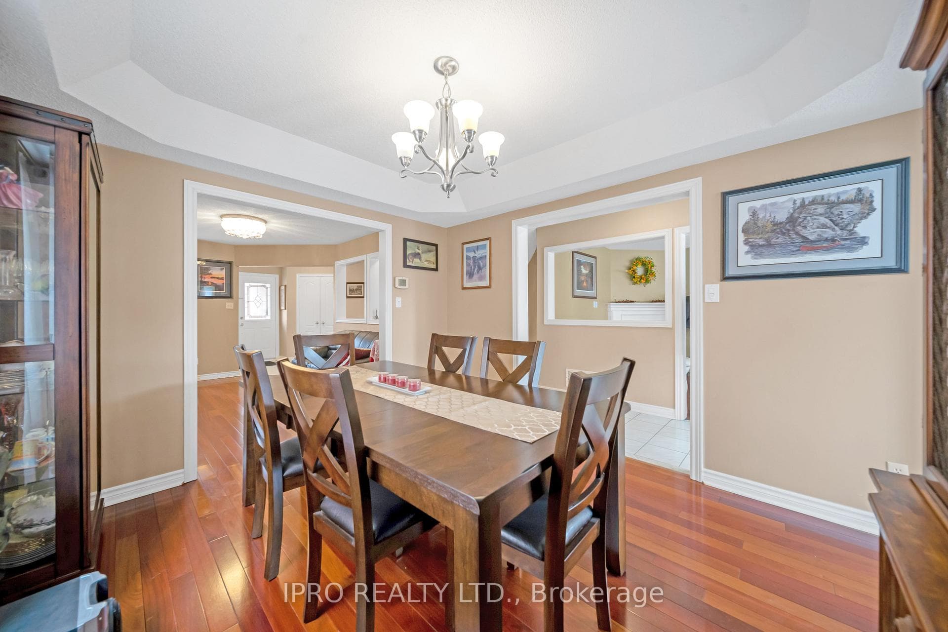 51 Tipton Crescent photo 10