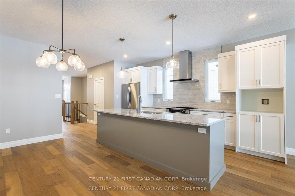 LOT 105 DARWIN Crescent photo 11