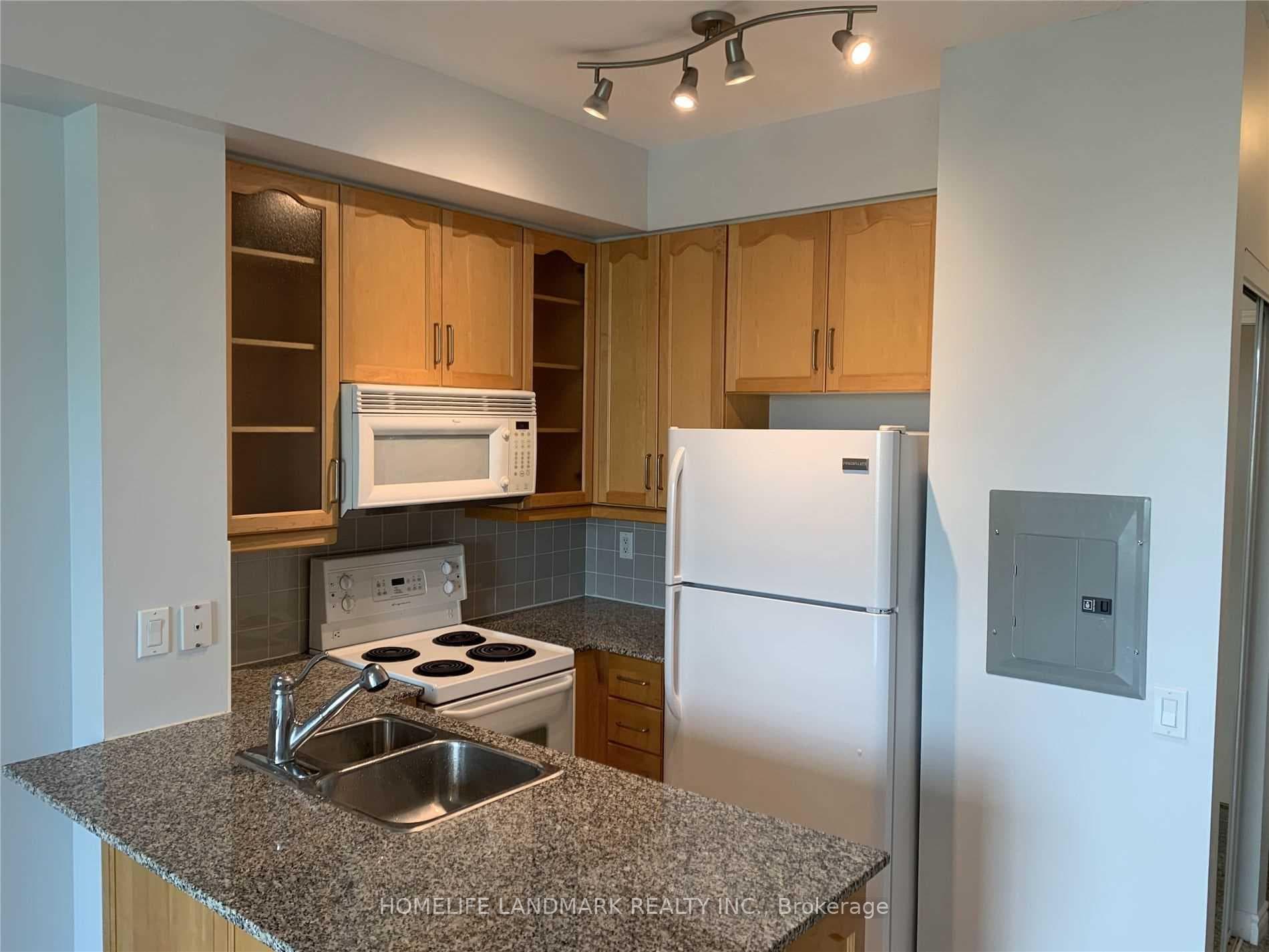 60 Byng Avenue Unit 409 photo 5