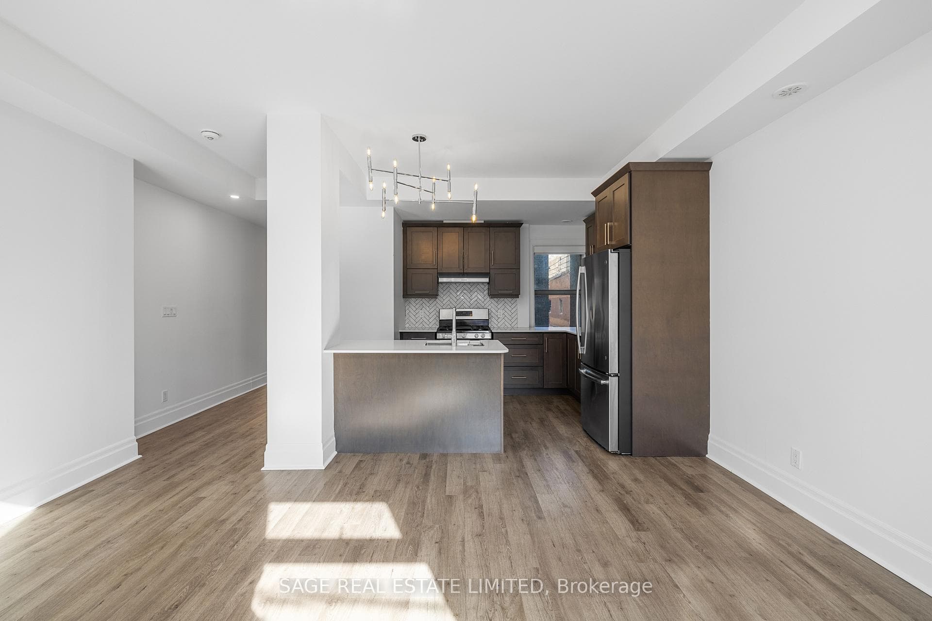 1 Lansdowne Avenue Unit 2A photo 18