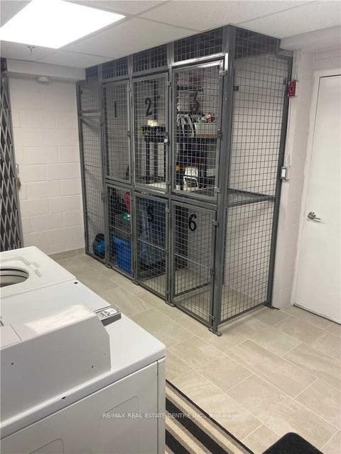 424 ARGYLE Street Unit 3 photo 22