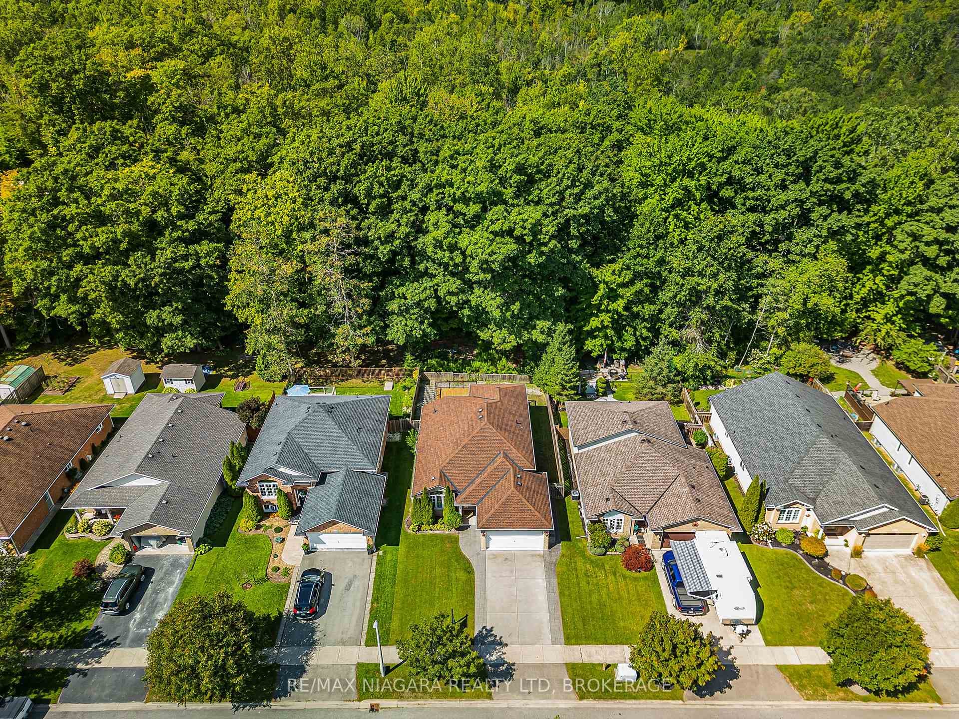 113 Foxtail Avenue photo 47
