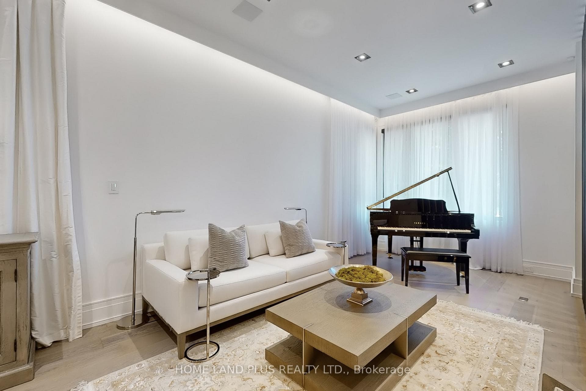 127 Ridley Boulevard photo 4