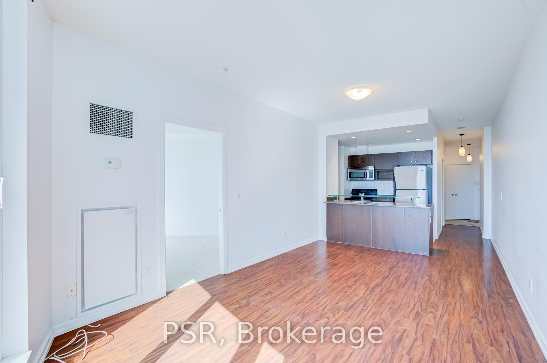 218 Queens Quay Unit 1506 photo 12
