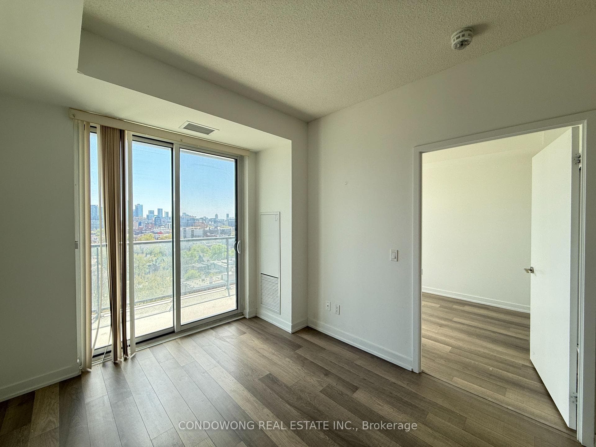 181 Huron Street Unit 1202 photo 9