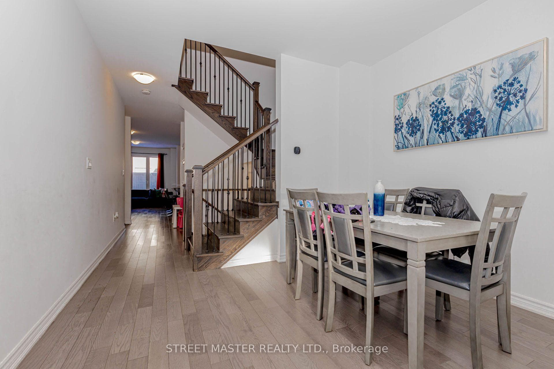 90 Keppel Circle photo 6