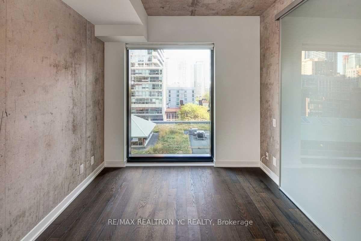 11 Charlotte Street Unit 502 photo 5
