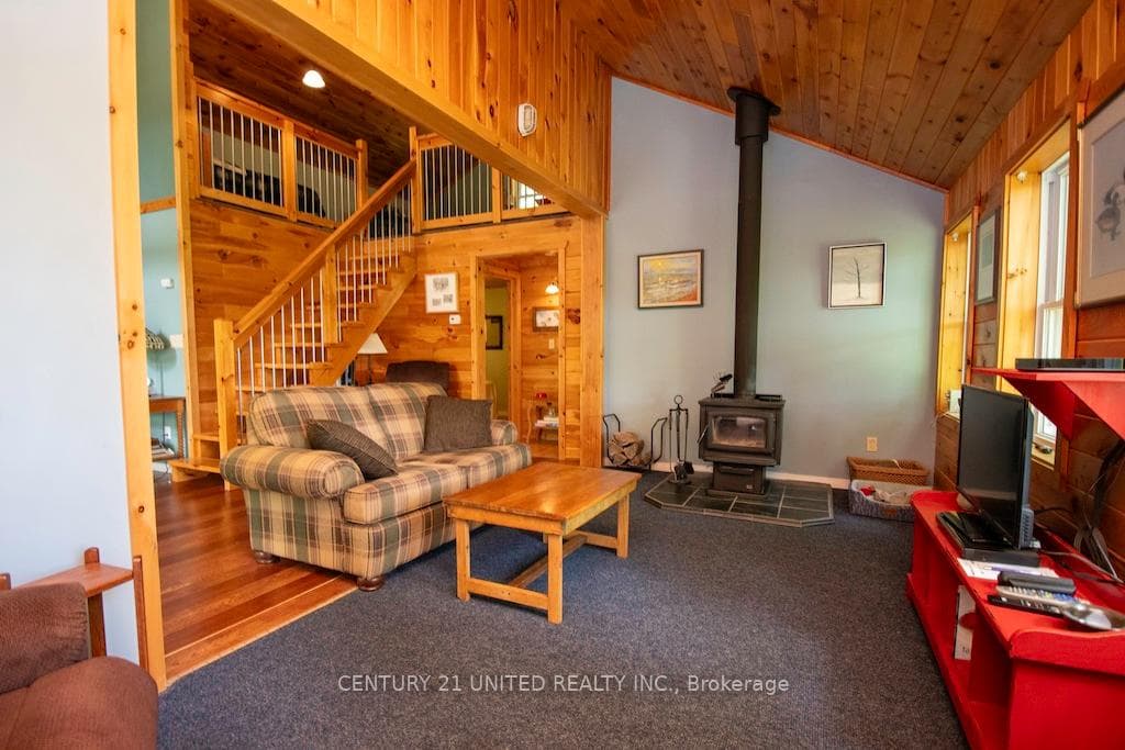 333 Swinburne Lane photo 11