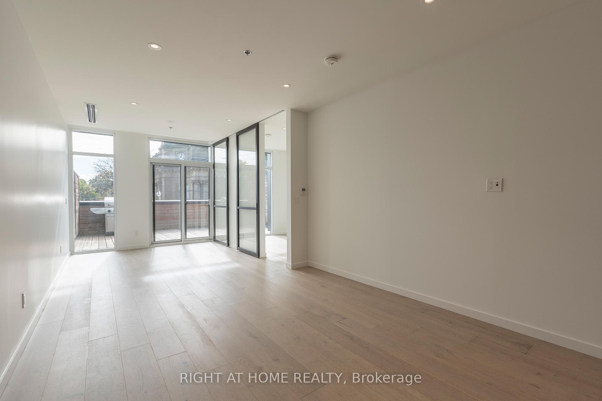 778 Queen Street Unit 206 photo 13