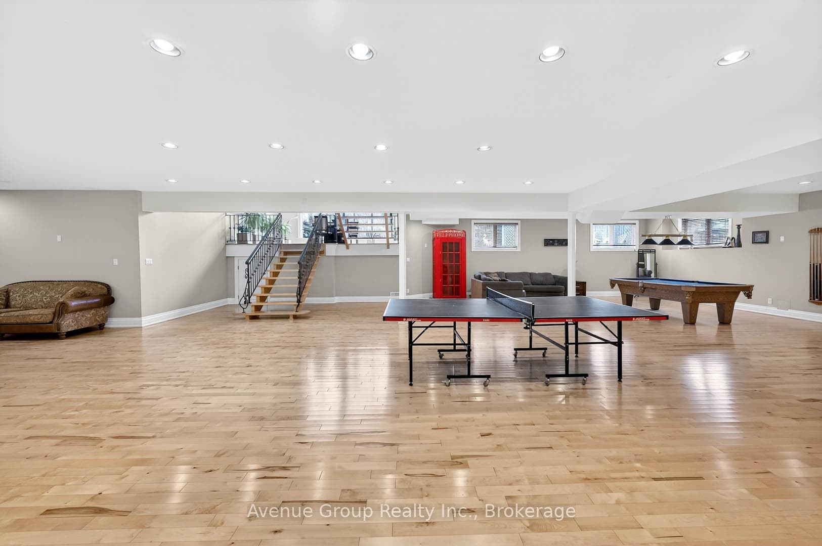 7 Longview Crescent photo 33