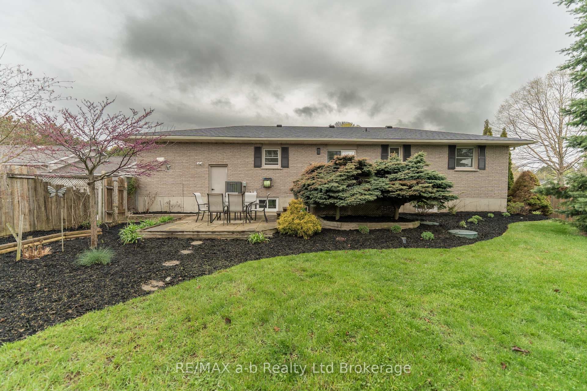 57185 Eden Line photo 7