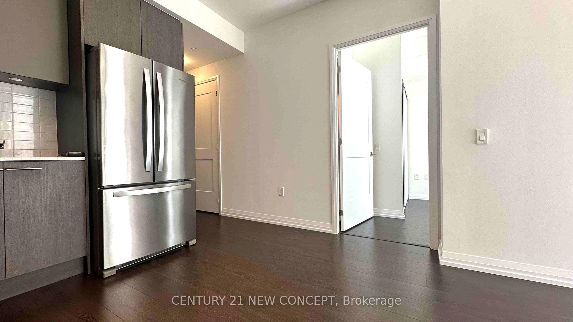 50 Dunfield Avenue Unit 713 photo 7