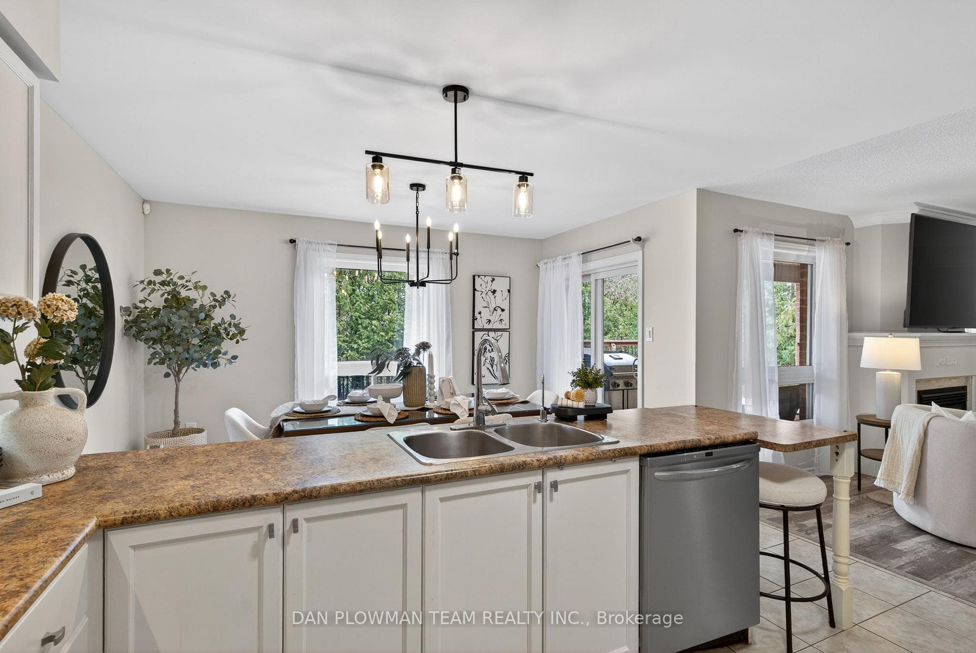 10 Springbank Road photo 14