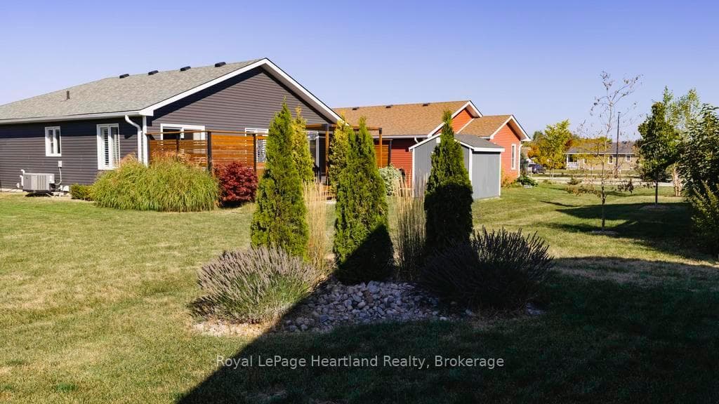 14 BLUE Boulevard photo 44
